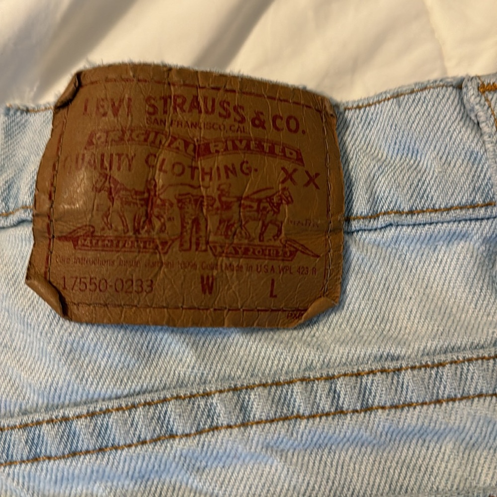 Vintage 90’s 🇺🇸Made in USA Light Wash Levi’s - Picture 2 of 9